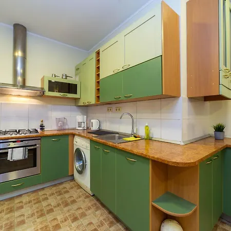 Spacious 3-bedroom In Center Riga